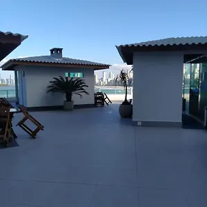 Apartamento Um Com Piscina Frente Mar Brasil